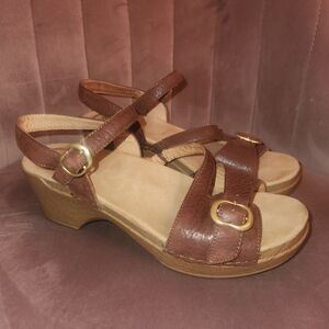 Dansko Sacha Tan Burnished Calf Women's Comfort Sandal - EU 41